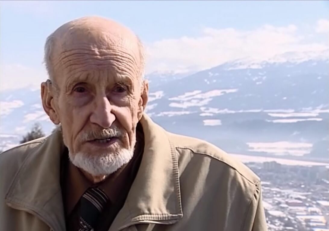 /Peter Demant's Book Collection